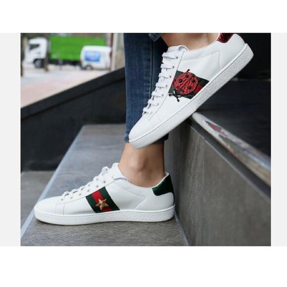 Gucci White Leather Embroidered Ladybug And Pineapple Ace Sneakers Size 39 8 - Picture 1 of 12